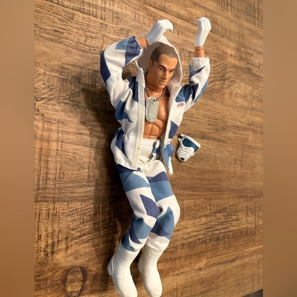 Vintage 1996 Hasbro Pawtucket GI Joe in Alpine Assault Artic Camo with ski mask - Picture 5 of 16